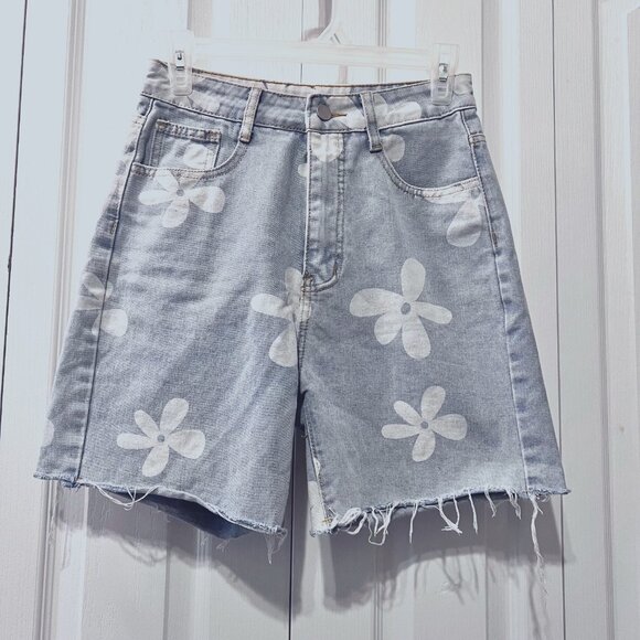 Shein Flower Power 70"s Hippie Print-Jean/Denim Shorts-Floral-Sz. XS-Distressed - Picture 1 of 10
